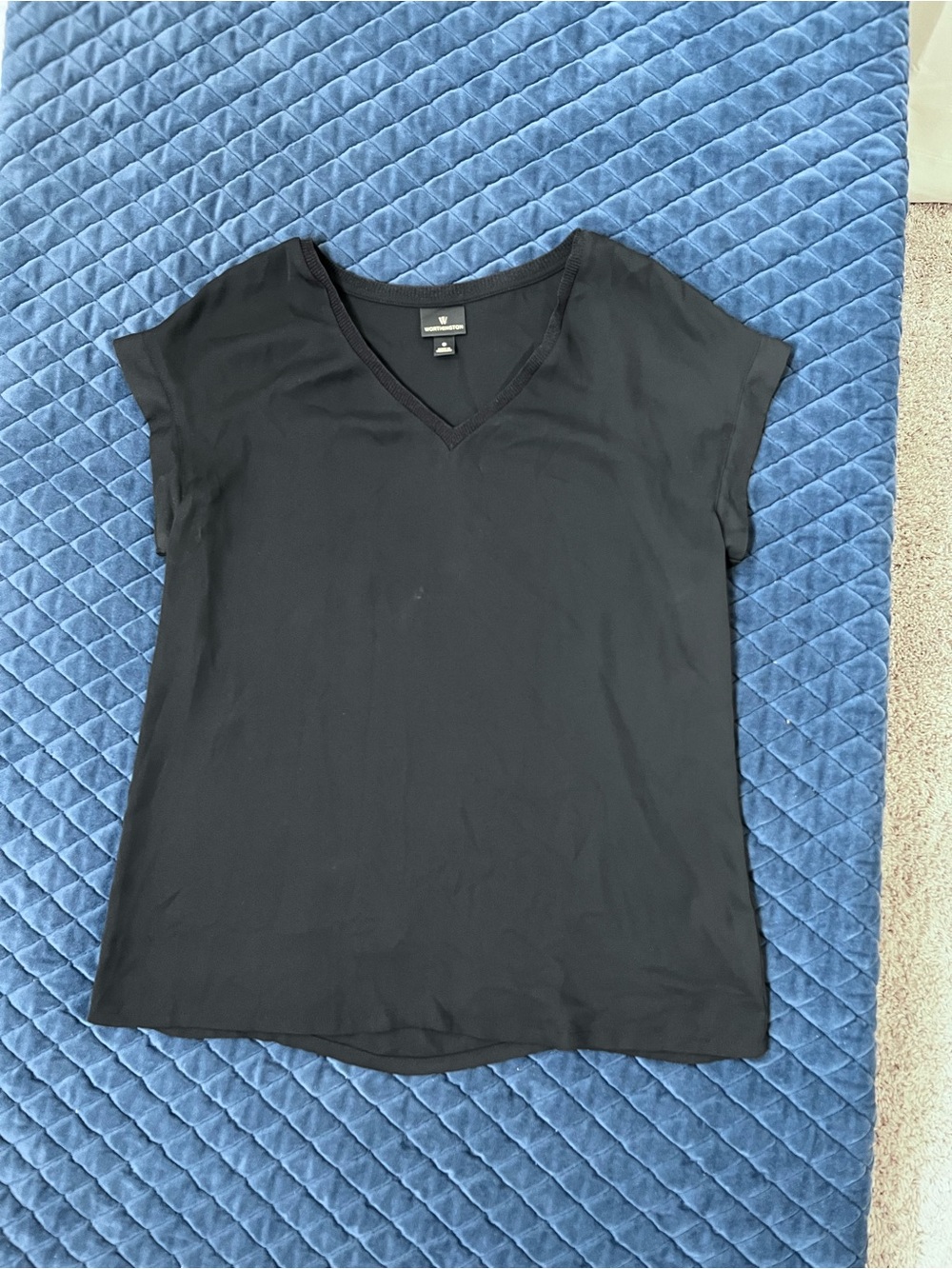 Worthington Black V-Neck Short Sleeve Top - Casual - Sleek - Stylish - Women’s S